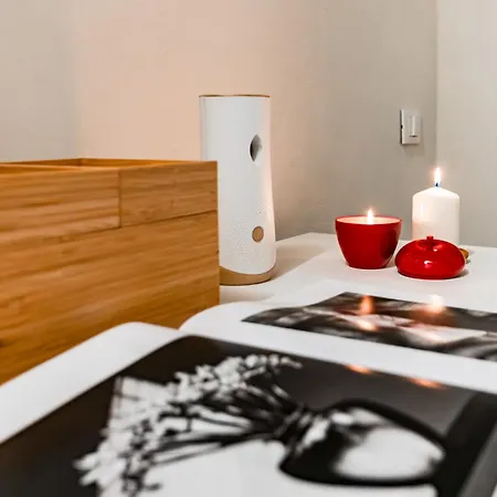 900mt Dalla Torre Di - Cortile, Wifi E Netflix *