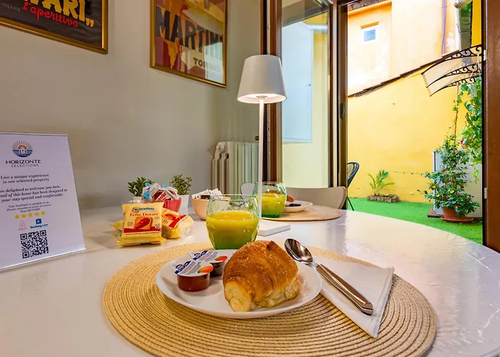 900mt Dalla Torre Di - Cortile, Wifi E Netflix Apartment